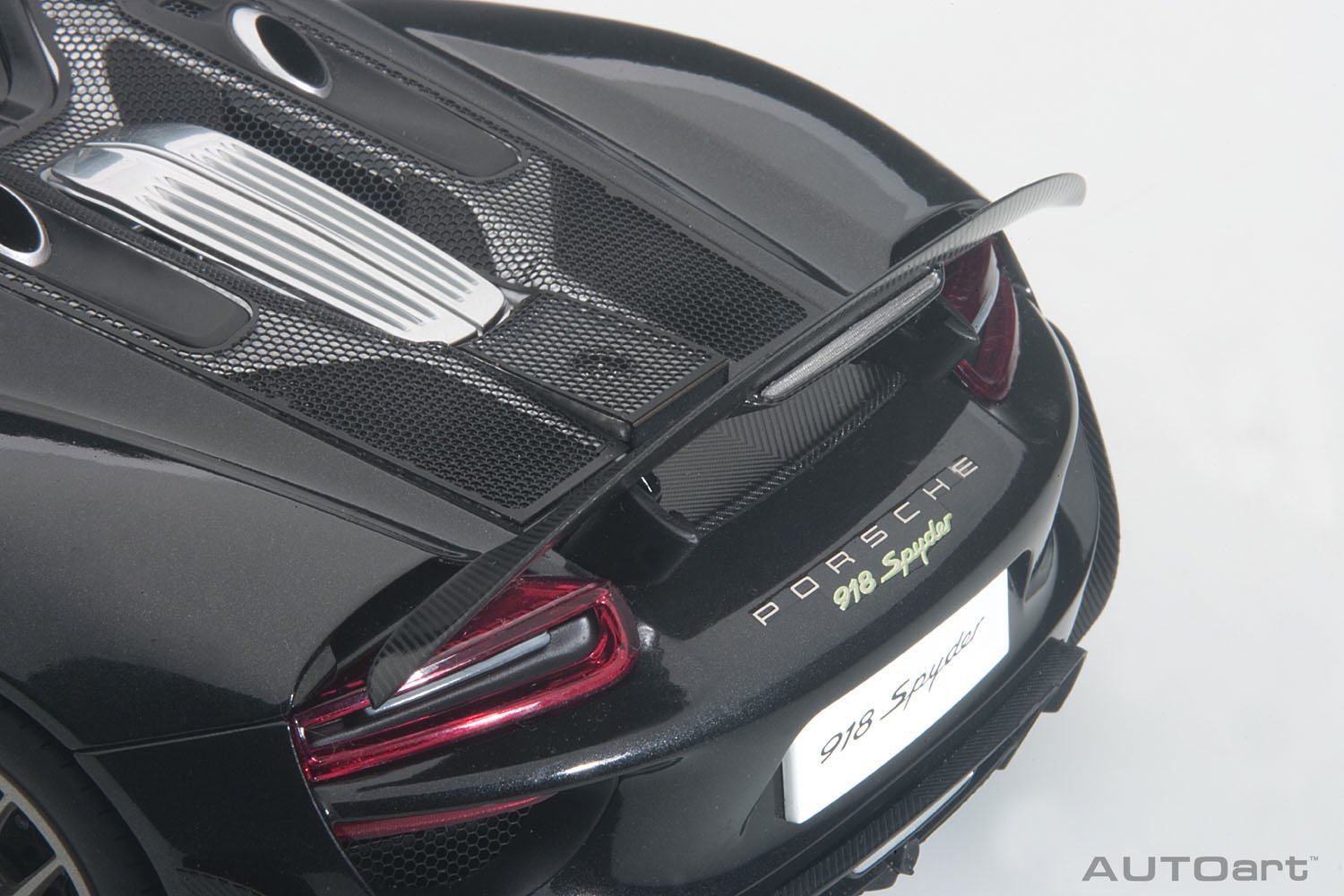 Amazon | AUTOart 1/18 ポルシェ 918 スパイダー バイザッハ
